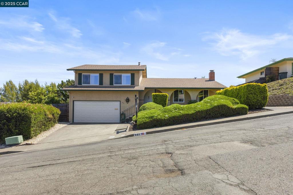 231 Barcelona St