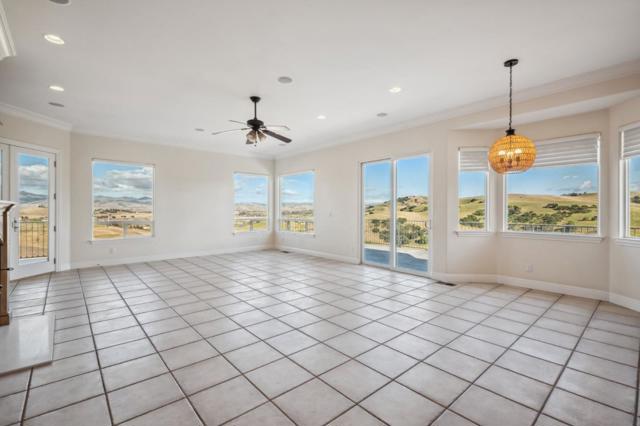 4165 Ashford Circle, Hollister CA: https://media.crmls.org/mediaz/3be78613-fac1-4944-874c-e03496c16bc1.jpg