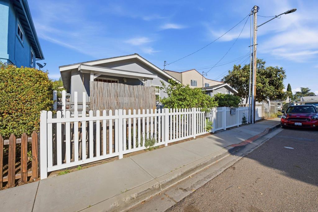 3258 Tyler Street - photo 19
