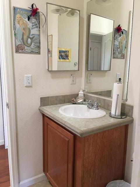 580 Russell Ridge, Watsonville CA: https://media.crmls.org/mediaz/3be79433-8f57-410f-bbee-f128b0474949.jpg