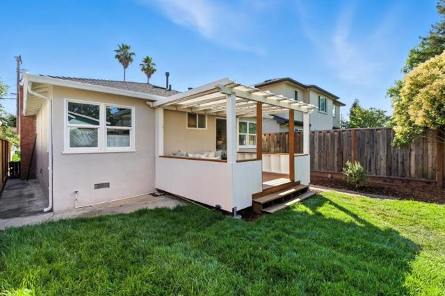 230 Rutherford Avenue, Redwood City CA: https://media.crmls.org/mediaz/3be83051-31fa-4672-a07b-fcffaf362a31.jpg