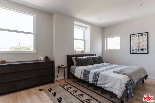 6072 Pickford Street, Los Angeles CA: https://media.crmls.org/mediaz/3be85662-6f6e-4831-887c-6e40d243d556.jpg