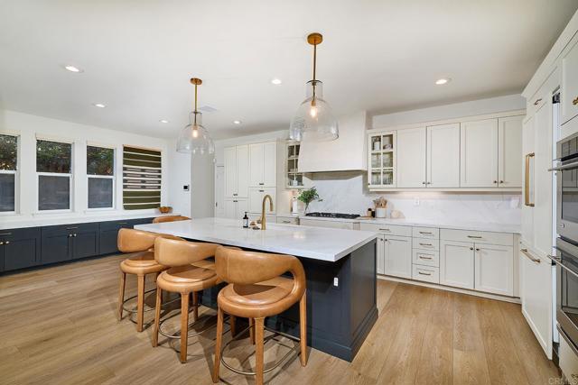 2610 Garden House Road, Carlsbad CA: https://media.crmls.org/mediaz/3be88e42-7fbe-463d-bd97-f6ba2249af47.jpg