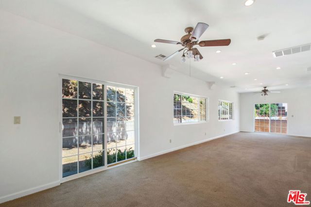 4521 Don Timoteo Drive, Los Angeles CA: https://media.crmls.org/mediaz/3be8a61a-a11f-43e4-8682-91b08dc11198.jpg