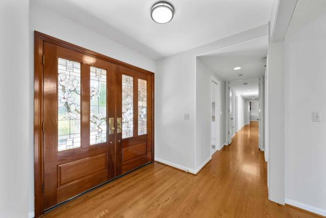 7175 Red Holly Court, San Jose CA: https://media.crmls.org/mediaz/3be8c03a-8753-46a2-91b8-2070aefbb437.jpg