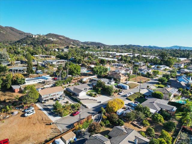 Detail Gallery Image 36 of 37 For 1247 Alessandro Ln, Vista,  CA 92084 - 4 Beds | 2 Baths