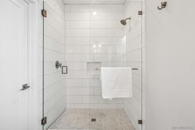 1343 Holly Ave, Imperial Beach CA: https://media.crmls.org/mediaz/3be99017-fbb4-4dbf-a5ff-5a1bd972b352.jpg