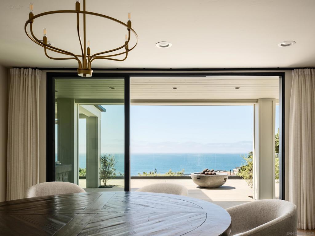 1185 Barcelona Dr - photo 6