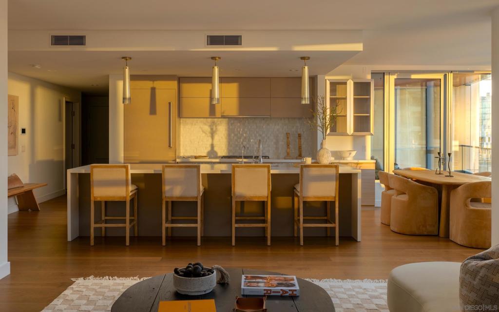 888 E Street - photo 4