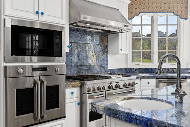 Detail Gallery Image 15 of 58 For 12213 Fairway Pointe Row, Rancho Bernardo (San Diego),  CA 92128 - 4 Beds | 4/1 Baths