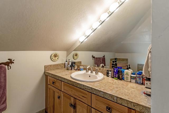 22700 Old Santa Cruz Highway, Los Gatos CA: https://media.crmls.org/mediaz/3beb4fd9-b556-43bb-a53c-82f1b4df0118.jpg