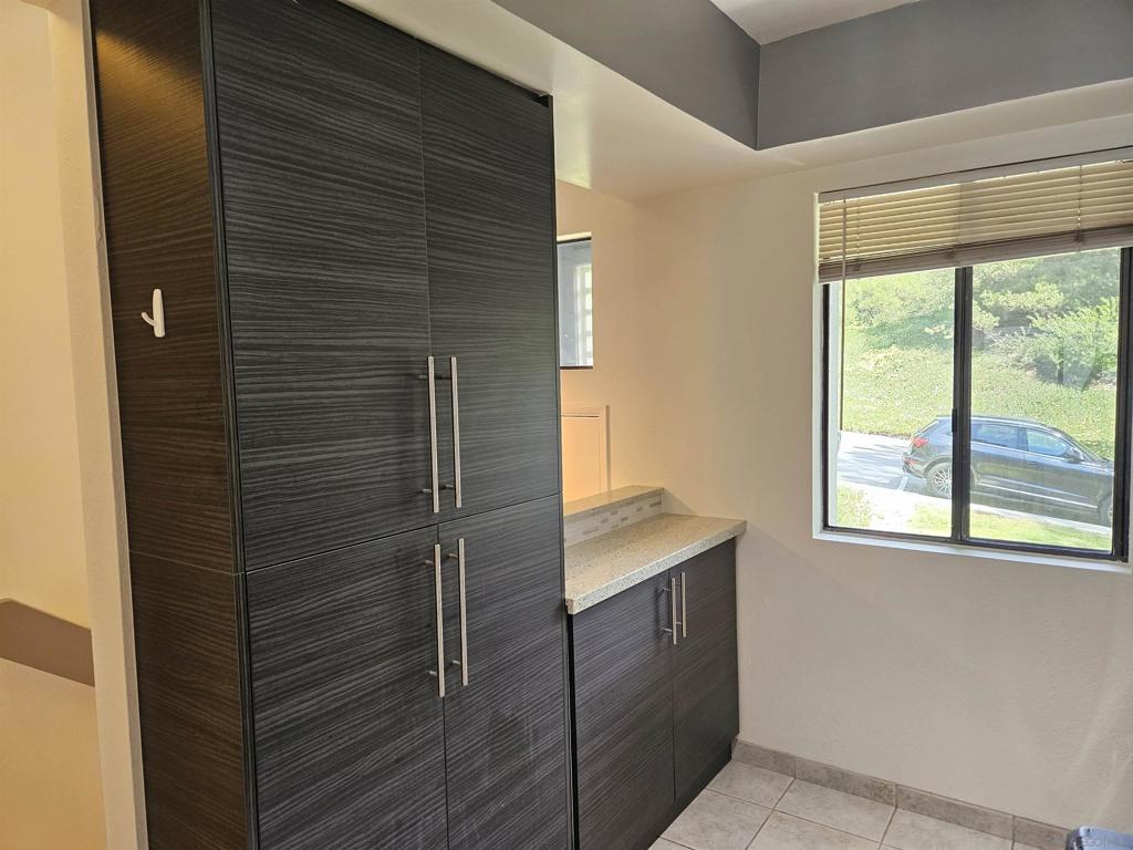 814 America Way - photo 6