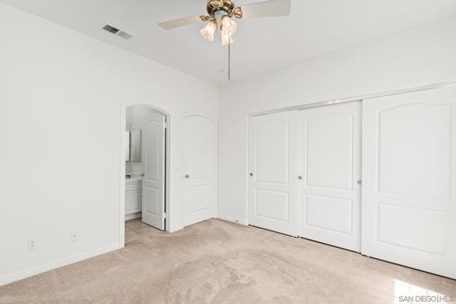 616 Marlin Ln, Carlsbad CA: https://media.crmls.org/mediaz/3becaafd-54cb-44b9-bf63-39740e1efd49.jpg