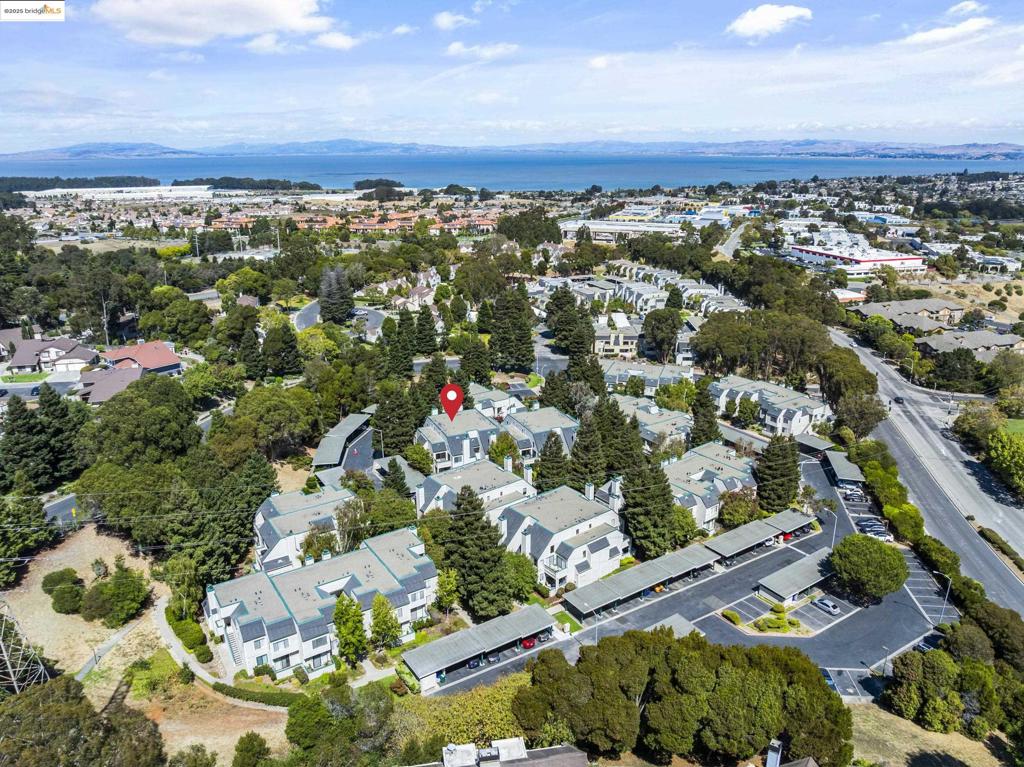 https://media.crmls.org/mediaz/3bef3be9-16a0-45c9-92ae-20ab9b64ee89.jpg?preset=X-Large