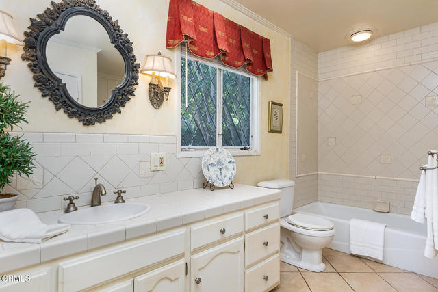 3350 Lombardy Road, Pasadena CA: https://media.crmls.org/mediaz/3bef502c-102a-4567-a398-5722fa5bea5e.jpg