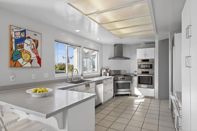 Detail Gallery Image 11 of 58 For 1736 Marisol Dr, Ventura,  CA 93001 - 4 Beds | 3/1 Baths