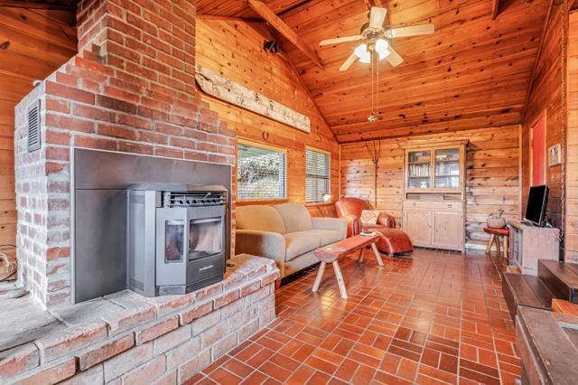 845 Blair Ranch Road, Scotts Valley CA: https://media.crmls.org/mediaz/3bf1503d-cab2-4d49-8a48-1127a2e8e0f5.jpg