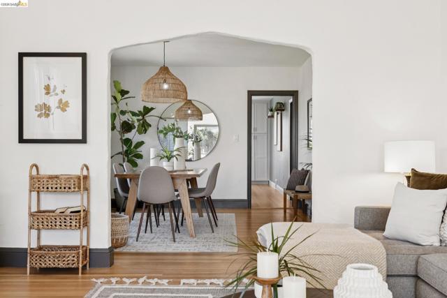 1509 Francis St, Albany CA: https://media.crmls.org/mediaz/3bf17042-2705-4342-9b32-807e3e677502.jpg