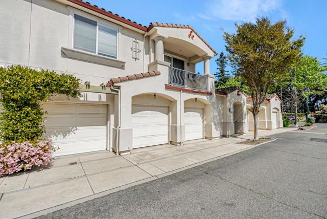 35580 Monterra Terrace, Union City CA: https://media.crmls.org/mediaz/3bf3c729-c9c4-40dd-be23-c1d9f054aad0.jpg