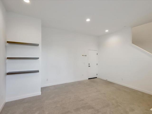 1452 N Harbor Boulevard, Santa Ana CA: https://media.crmls.org/mediaz/3bf3cc6a-e0fd-4d68-b3d0-a67a872b9432.jpg