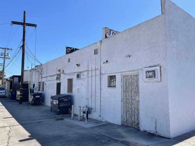 Image 2 of 4 For 2301 Highland Avenue