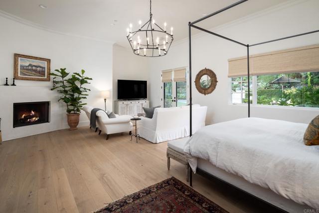 15807 Puerta Del Sol, Rancho Santa Fe CA: https://media.crmls.org/mediaz/3bf68e82-4799-4ae0-a5f6-ce108287460b.jpg