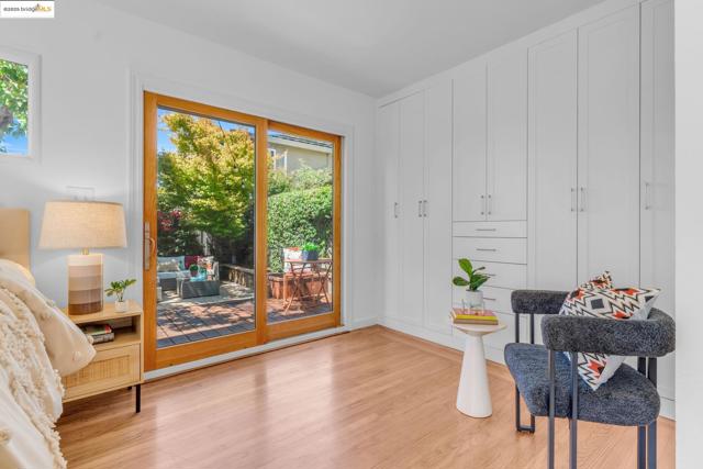 7231 Plank Ave, El Cerrito CA: https://media.crmls.org/mediaz/3bf69fcb-d716-463e-b965-30e73e10b2b4.jpg