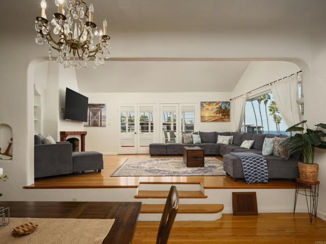 Detail Gallery Image 9 of 50 For 1303 15 Cave St, La Jolla,  CA 92037 - – Beds | – Baths