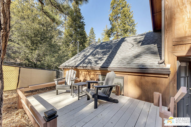 25181 Gail Drive, Idyllwild CA: https://media.crmls.org/mediaz/3bf6e5e5-1216-4bcc-84ea-dab14b2a5a99.jpg