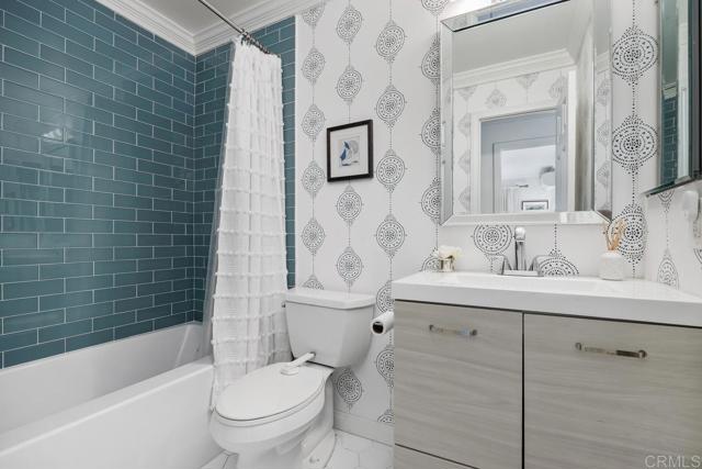 202 Calle De Sereno, Encinitas CA: https://media.crmls.org/mediaz/3bf850ab-6be7-4eca-a2fa-bd1dba6e4efb.jpg
