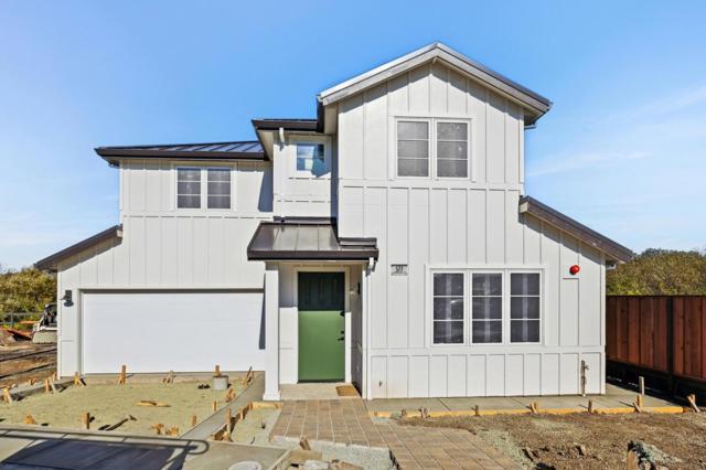 577 Creekside Court, Half Moon Bay CA: https://media.crmls.org/mediaz/3bf9099f-e5dc-46a8-b38f-3b4f54fcda36.jpg