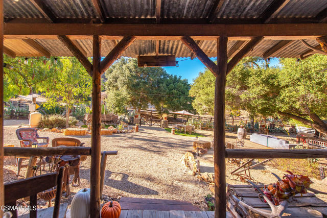 356 E Carlisle Road, Thousand Oaks CA: https://media.crmls.org/mediaz/3bf9c332-099b-4214-a27a-55567f3a949d.jpg