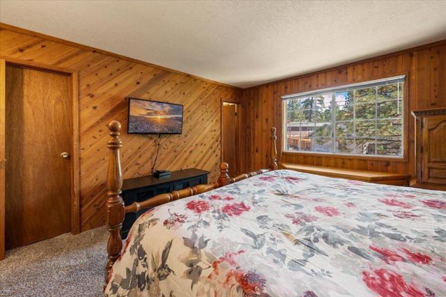 1093 Snow Ridge Road, Big Bear CA: https://media.crmls.org/mediaz/3bfb993c-ddd5-4b1d-a772-d48965385174.jpg