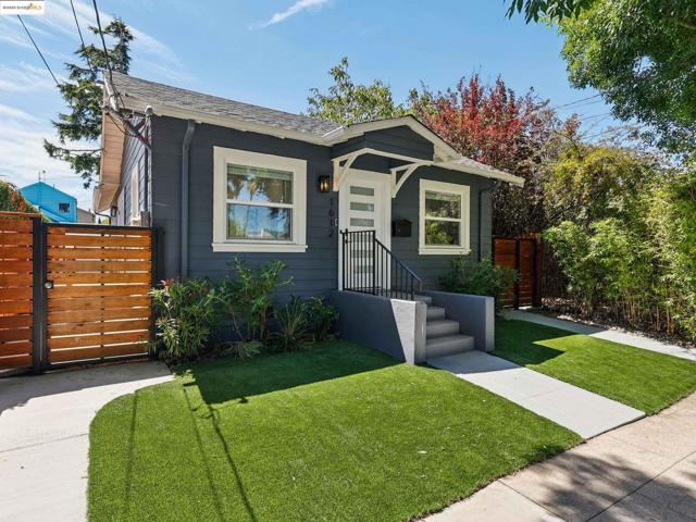 1612 Carleton St, Berkeley CA: https://media.crmls.org/mediaz/3bfca486-c8e0-48cd-9b56-b1b190ce5a46.jpg