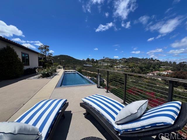13495 Del Poniente Road, Poway CA: https://media.crmls.org/mediaz/3bfe0d34-2865-46f2-90b1-8e7e736cf7fe.jpg
