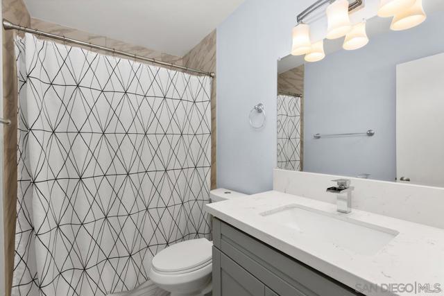 9956 Via Debbie, Santee CA: https://media.crmls.org/mediaz/3bff66fa-5618-4254-be15-8e14c9bb37e3.jpg