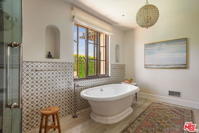 Drew Fenton | 182 N Carmelina Avenue Los Angeles CA | MLS: 7686952