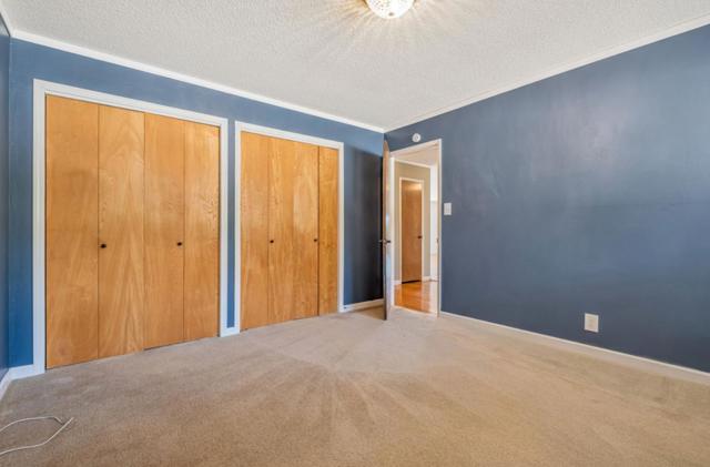 23492 Sunset Drive, Los Gatos CA: https://media.crmls.org/mediaz/3c00f4c3-04ab-43c5-a0cf-b68fe6600f5f.jpg