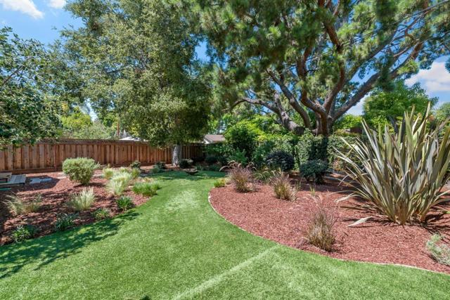 1152 Morton Court, Mountain View CA: https://media.crmls.org/mediaz/3c02264b-78da-41f3-9d2e-6c700f79f15a.jpg