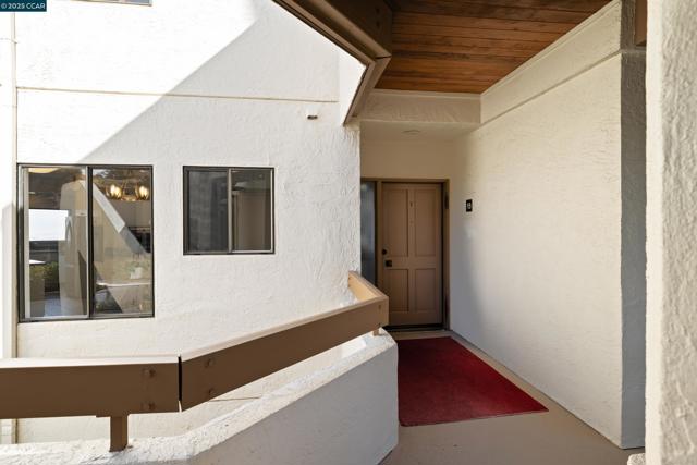 3318 Ptarmigan Dr., Walnut Creek CA: https://media.crmls.org/mediaz/3c024691-04b5-4330-a459-a8eb06c289a3.jpg