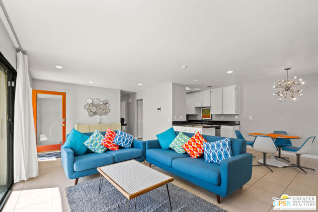 415 N Hermosa Drive, Palm Springs CA: https://media.crmls.org/mediaz/3c031a85-e218-4676-9cdd-700542f96299.jpg