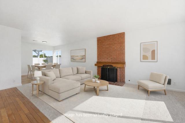 Image 8 of 53 For 1503 Villa Cardiff Drive