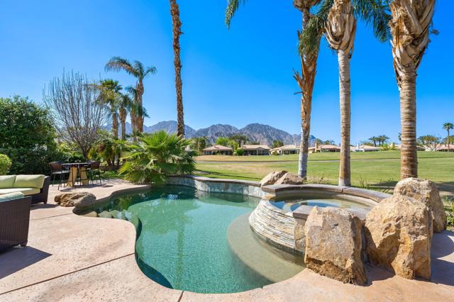 80080 Riviera, La Quinta CA: https://media.crmls.org/mediaz/3c049903-0664-4cda-8ed8-7dd8f6c2b139.jpg