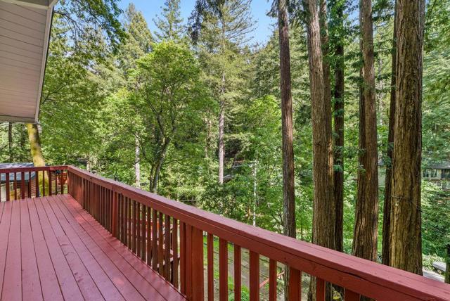 354 Lenore Way, Felton CA: https://media.crmls.org/mediaz/3c055b75-f0dc-4b9e-b611-a9c6aa7347b0.jpg