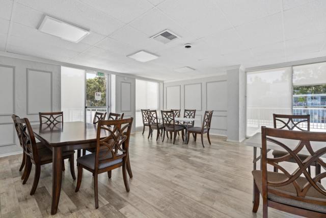 300 Davey Glen Road, Belmont CA: https://media.crmls.org/mediaz/3c057e12-2218-404c-9fb5-c004ce238616.jpg