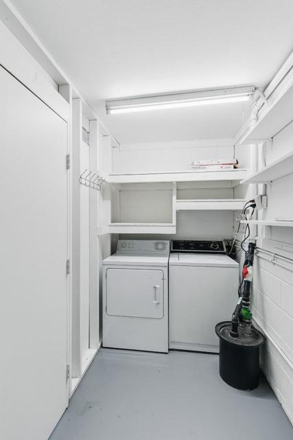 Image 33 of 65 For 3909 Middlefield Road F