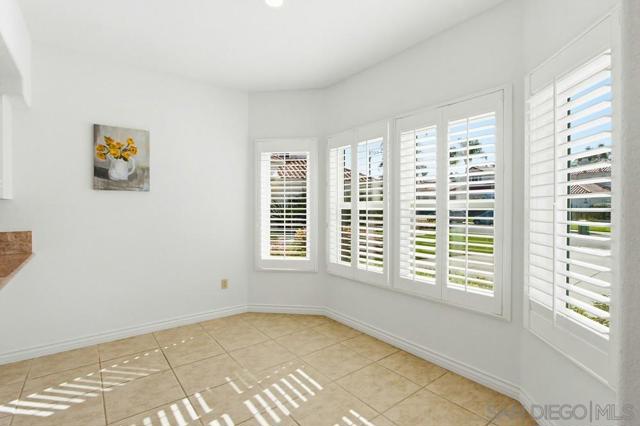 Image 21 of 53 For 12316 Avenida Consentido