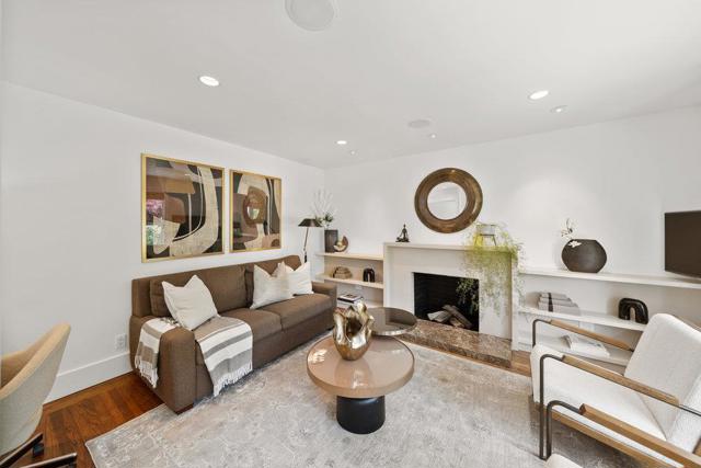 1634 Hollingsworth Drive, Mountain View CA: https://media.crmls.org/mediaz/3c0ab81e-d65b-4da8-8eb6-88ce334cb3ac.jpg