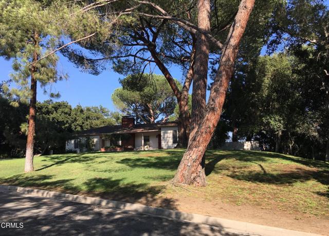 3914 Alta Vista Drive, La Canada Flintridge CA: https://media.crmls.org/mediaz/3c0b2200-2cb5-4b25-867e-f97535019c76.jpg