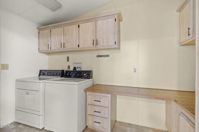 Detail Gallery Image 31 of 43 For 91 Bobolink Ln #91,  Ventura,  CA 93003 - 2 Beds | 2 Baths